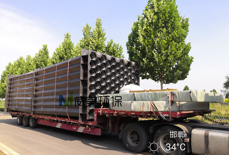 戰(zhàn)高溫 斗酷暑 四川磷化工靜電除霧器施工現(xiàn)場(chǎng)干勁十足